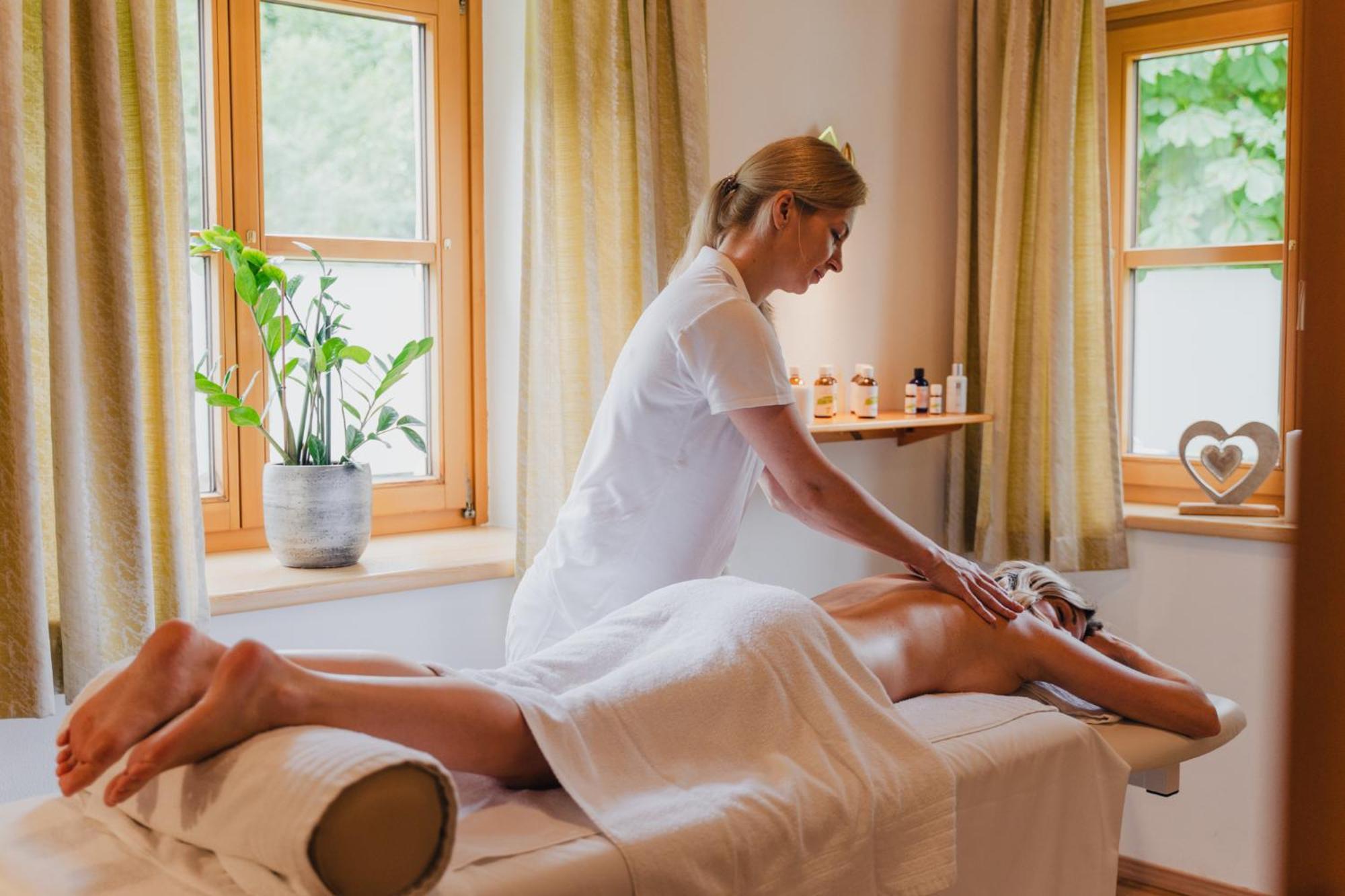 Relax&Wanderhotel Poppengut Hinterstoder Buitenkant foto
