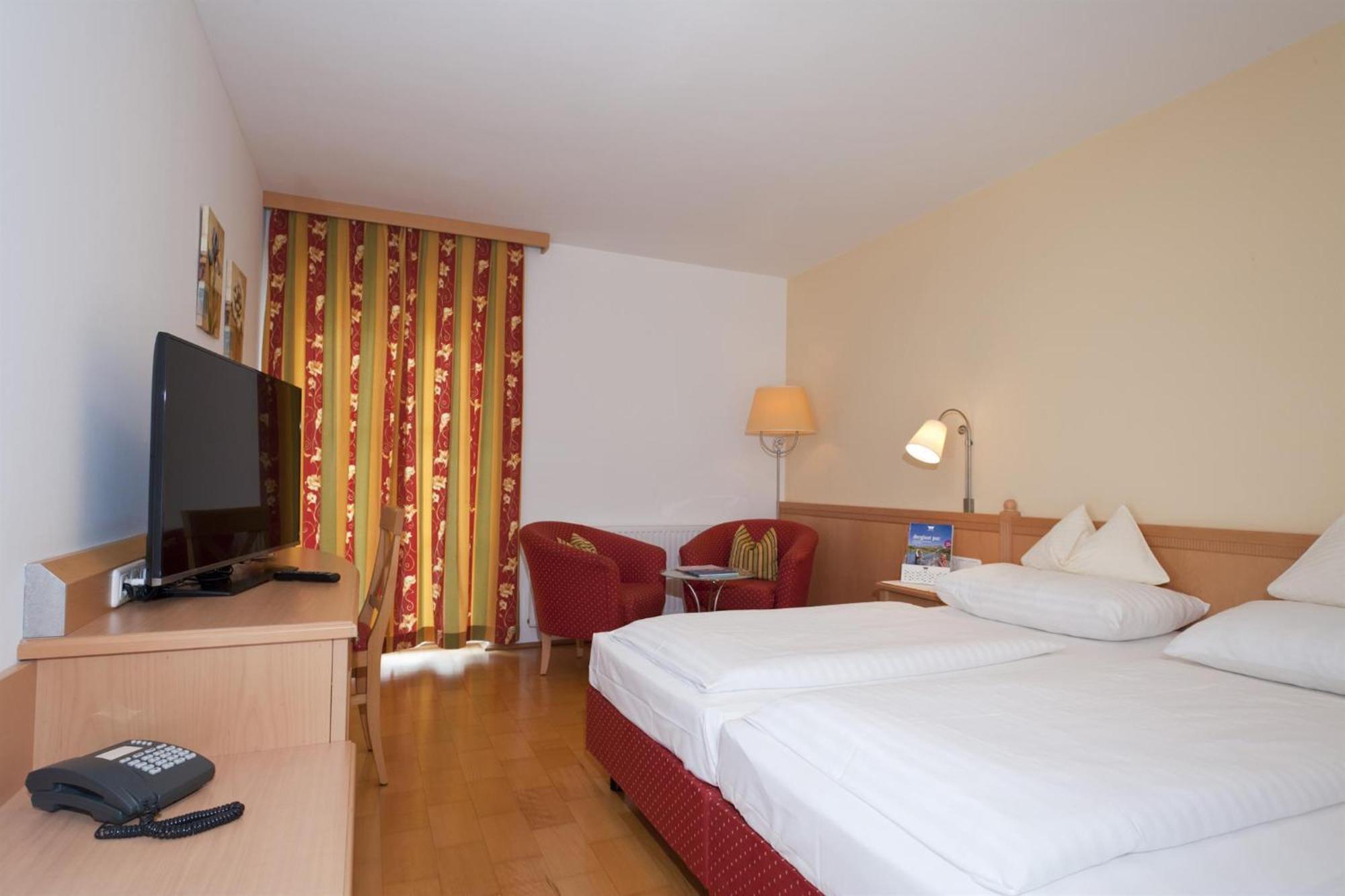 Relax&Wanderhotel Poppengut Hinterstoder Buitenkant foto