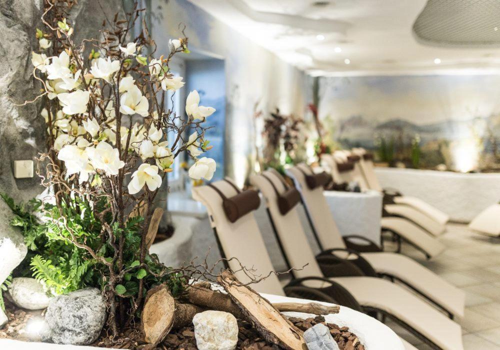 Relax&Wanderhotel Poppengut Hinterstoder Buitenkant foto